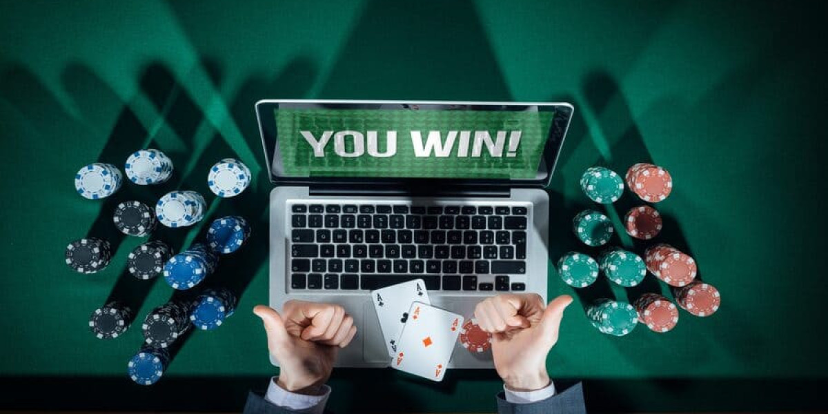 Roll the Digital Dice: Mastering the Art of Online Casino Gaming